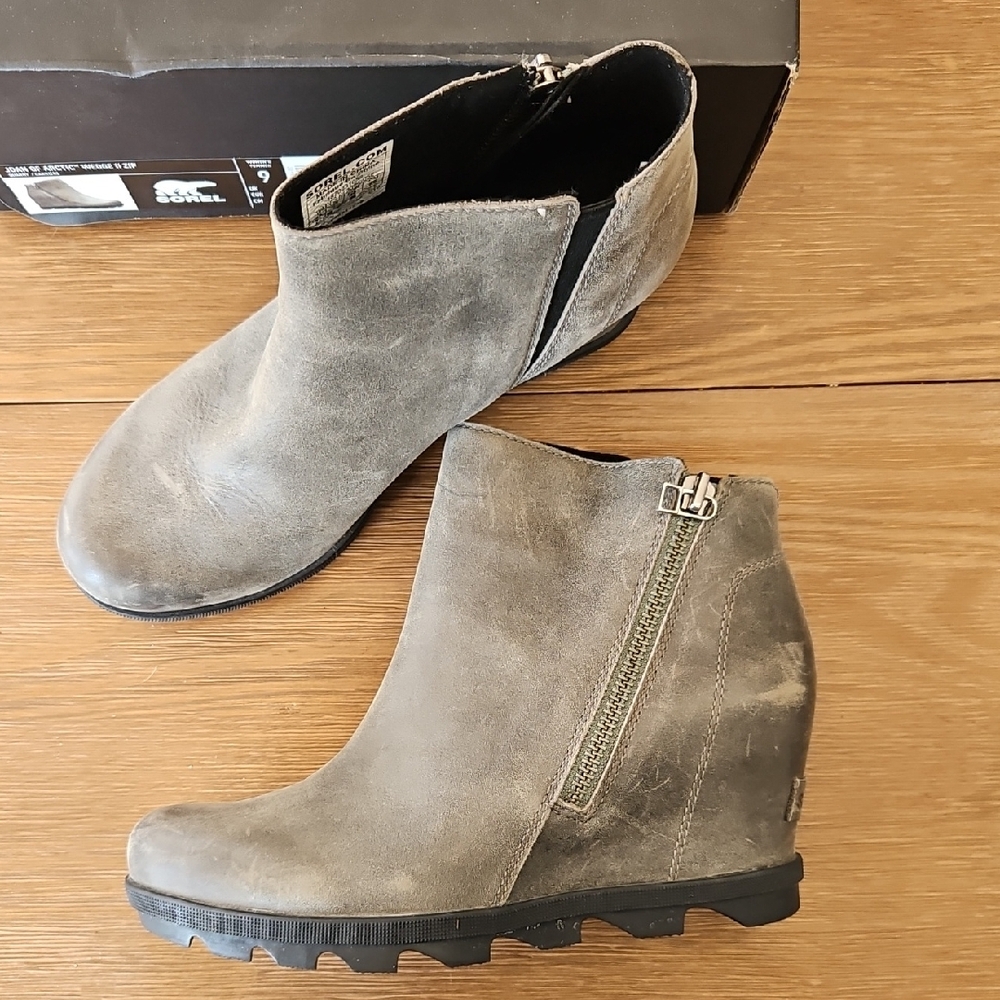 Sorel Joan Of Arctic Wedge Zip Size 9